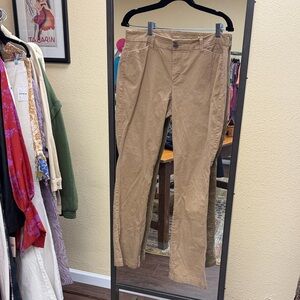 Old Navy women’s Tan Chino Pants